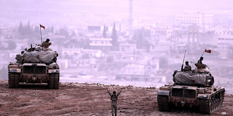 Türkiye'nin sınır ötesi üslerini yüzde 76,2 destekliyor