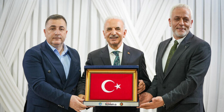 Belediye şirket çalışanlarımız için zam oranımızı yüzde 50 olarak gerçekleştirdik