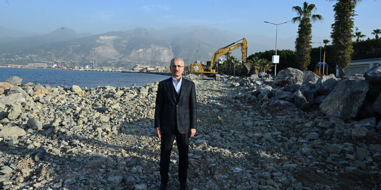 Ulaşım yatırımlarında öncelik deprem bölgesinin