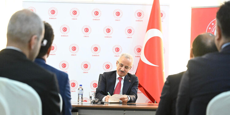 Uraloğlu Cibuti’de ziyaretlerine başladı