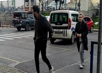 Yeni doğmuş bebeğini çöpe bırakan kadın yakalandı