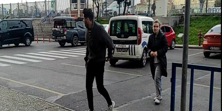 Yeni doğmuş bebeğini çöpe bırakan kadın yakalandı