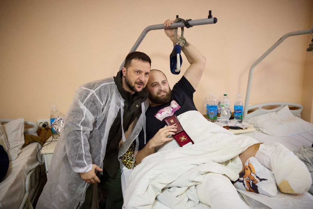 Ukrayna'ya yapılan yardımlardaki gecikmelerden faydalanıyorlar