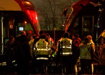Zeytinburnu'nda iki tramvay çarpıştı: 3 yaralı