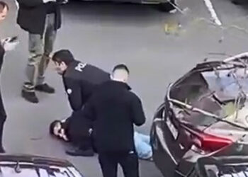 ABD İstanbul Başkonsolosluğu önünde hareketli dakikalar
