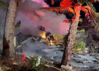 ABD'de küçük bir uçak karavan parkına düştü