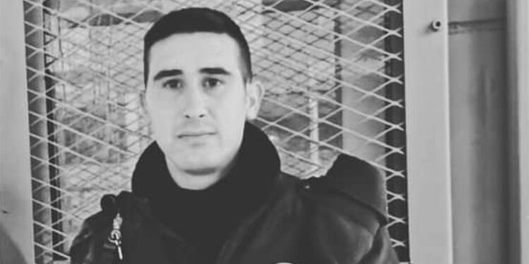 Yem karma makinesine sıkışan bekçi hayatını kaybetti