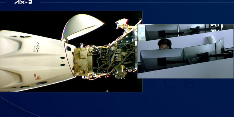 Alper Gezeravcı'yı taşıyan Dragon kapsülü istasyondan ayrıldı