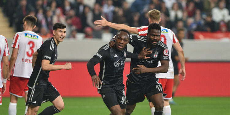 Fırsatlar bulduk ve bunları gole çevirdik