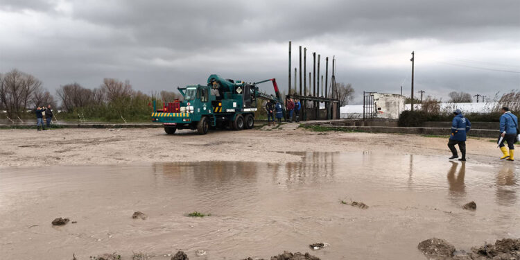 130 iş makinesi ve ekipman ile çalışmalarımız aralıksız sürüyor
