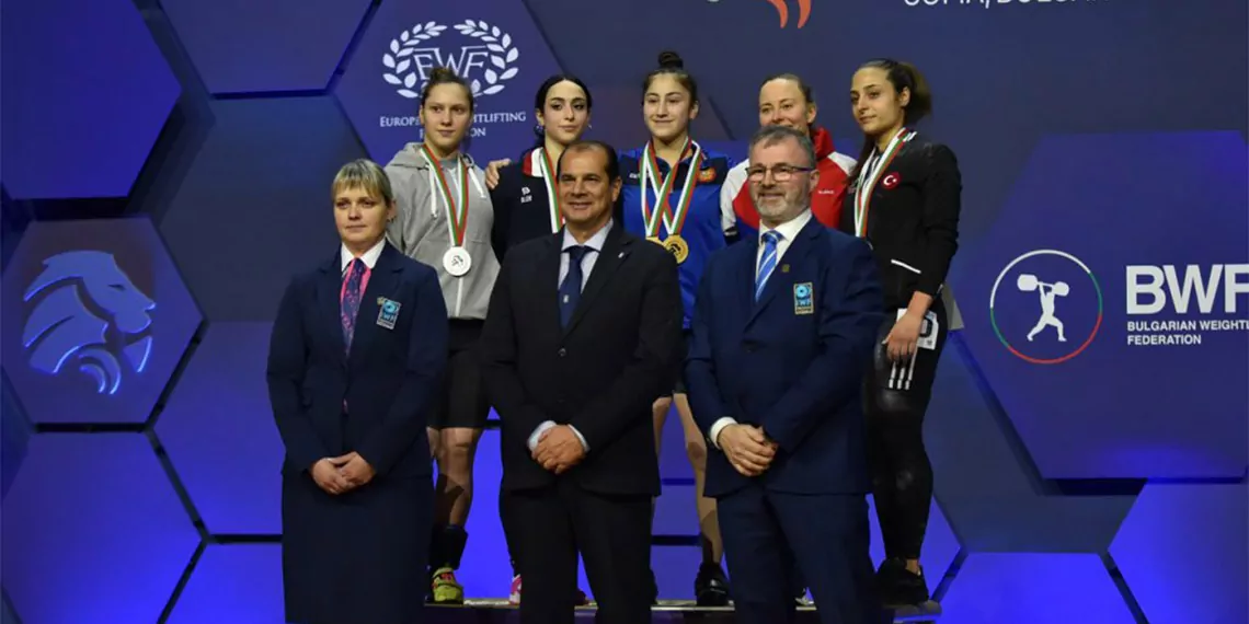 Avrupa halter şampiyonası'nda muammer şahin altın madalya kazandı