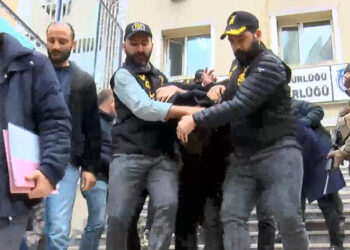 Aziz Yeniay'ın seçim çalışması sırasındaki saldırı; 26 kişi adliyede
