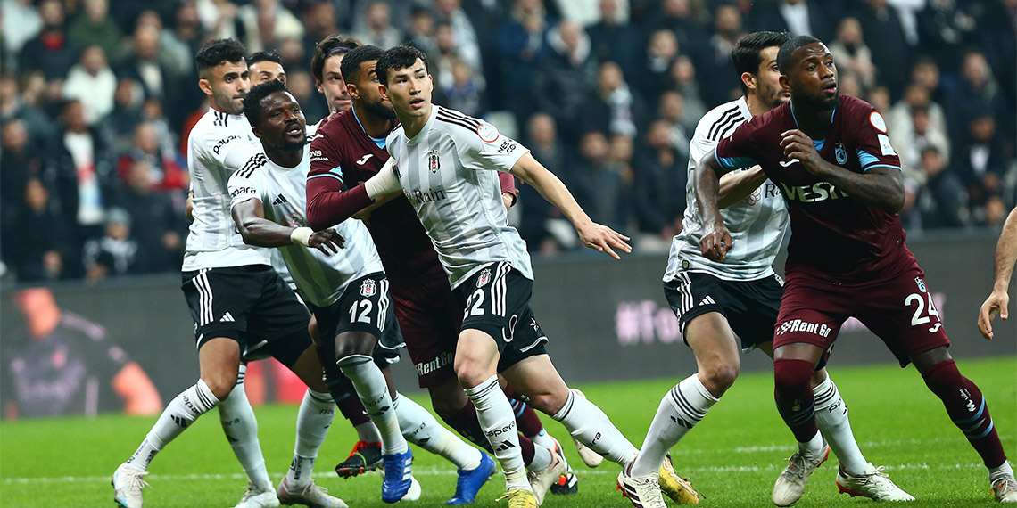 Trabzonspor Teknik Direktörü Abdullah Avcı, "Üstün olan bizdik. Son 3 maçtaki en iyi oyunu oynadık. İlk şutta golü yedik" dedi.