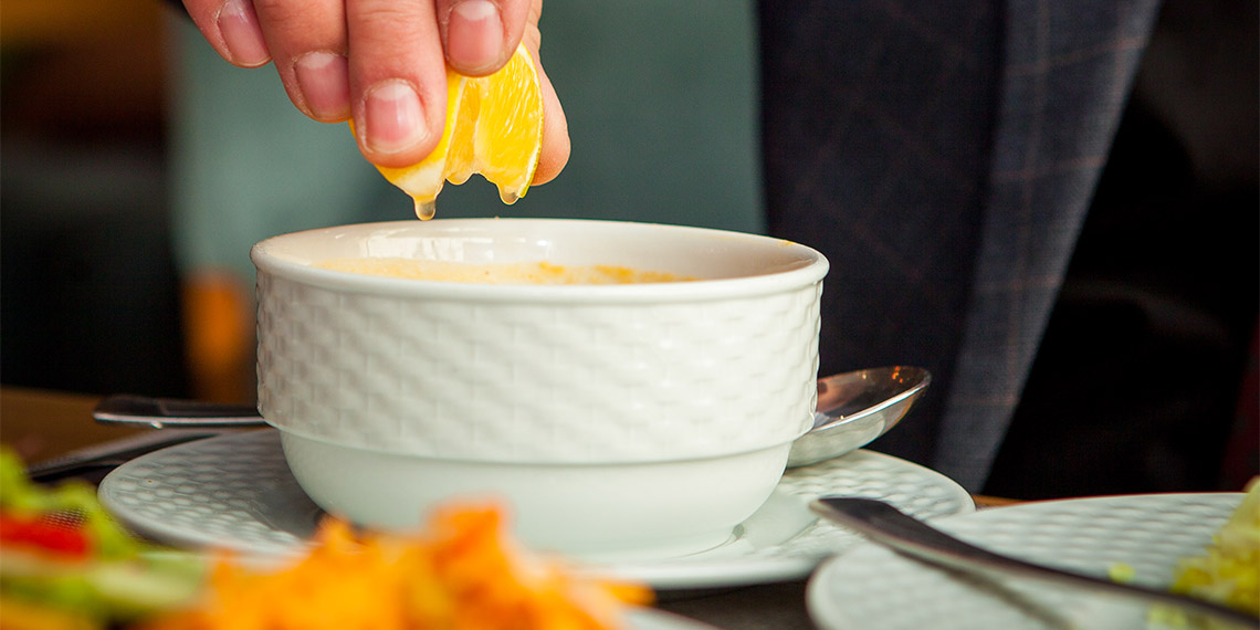 Areda Piar'ın gerçekleştirdiği araştırmaya göre Türkiye'de en çok sevilen çorba yüzde 24,4 ile kelle paça oldu.