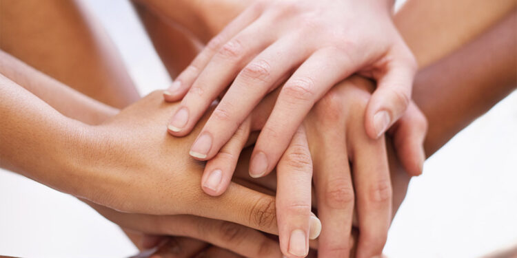 Türk toplumunun dayanışma ruhu giderek azalıyor