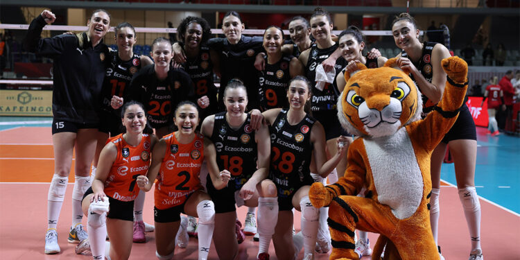 Eczacıbaşı Dynavit CEV Şampiyonlar Ligi'nde çeyrek finalde