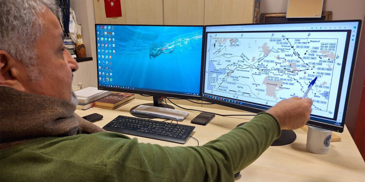 Büyük depremler büyük tsunamiler olacak