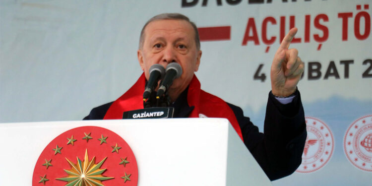 Yaraları sarma sözümüzü hızla yerine getiriyoruz