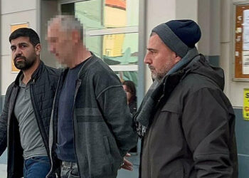 Eski sevgilisinin nişanlısını tabancayla vurarak öldürdü