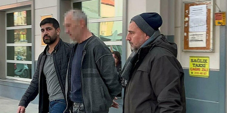 Eski sevgilisinin nişanlısını tabancayla vurarak öldürdü