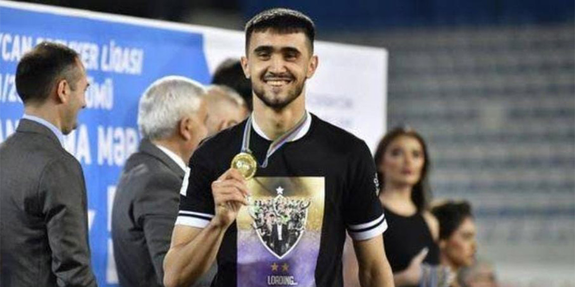 Galatasaray'da sol bek transferi için çalışmalar devam ediyor