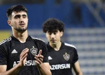 Galatasaray'da sol bek transferi için çalışmalar devam ediyor