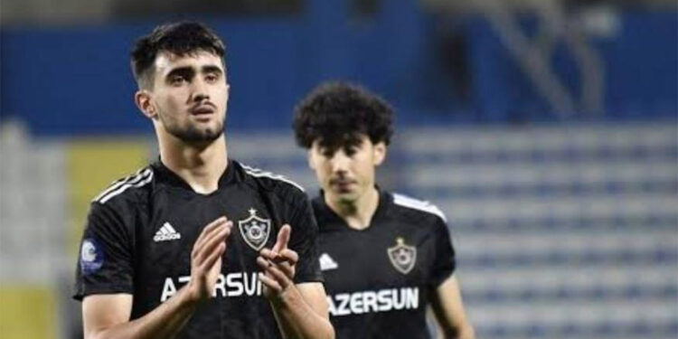 Galatasaray'da sol bek transferi için çalışmalar devam ediyor