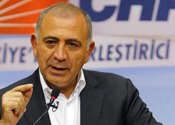 Gürsel Tekin CHP'den istifa etti