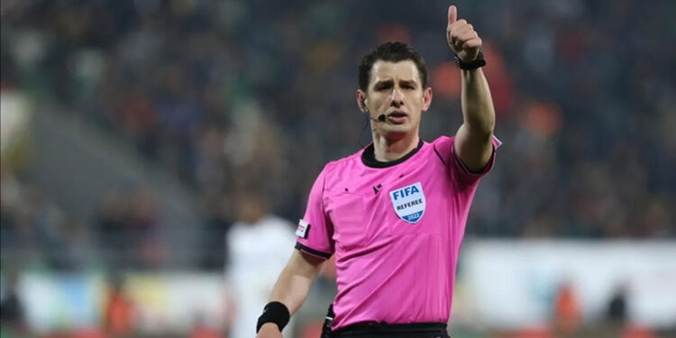 Beşiktaş-Galatasaray derbisini Halil Umut Meler yönetecek