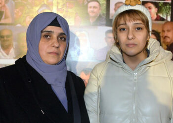 Hemşire Merve; Ben canlar kurtarırken, kardeşlerimle babamı kaybediyormuşum