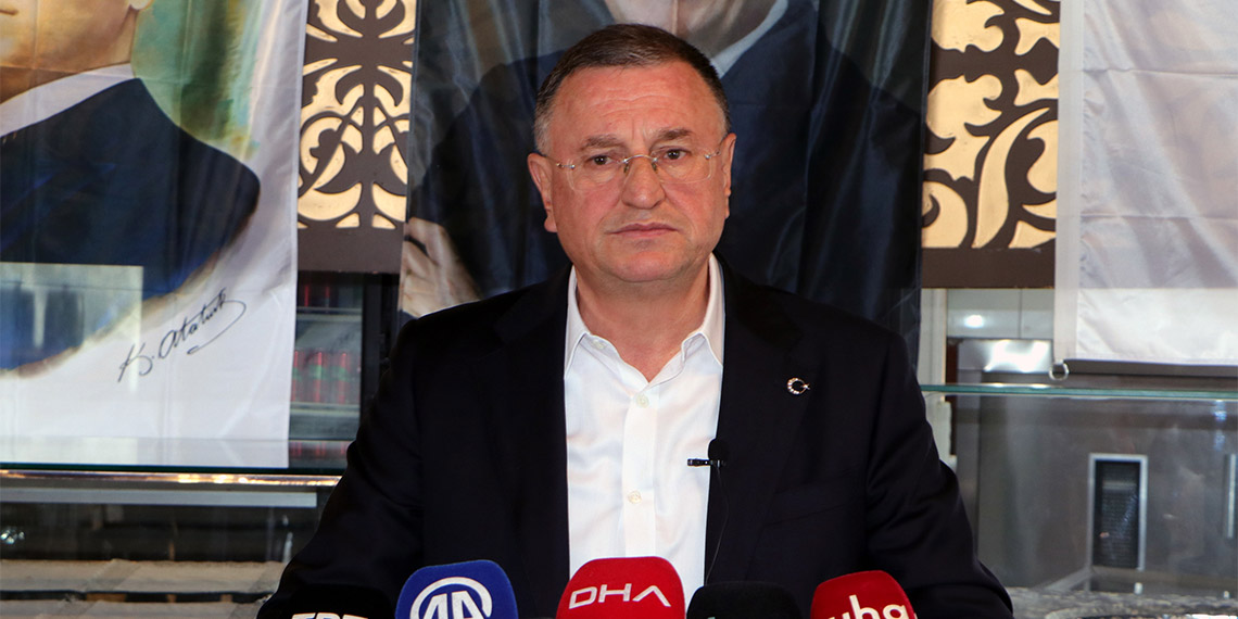 Özgür Özel Lütfü Savaş ile görüştü