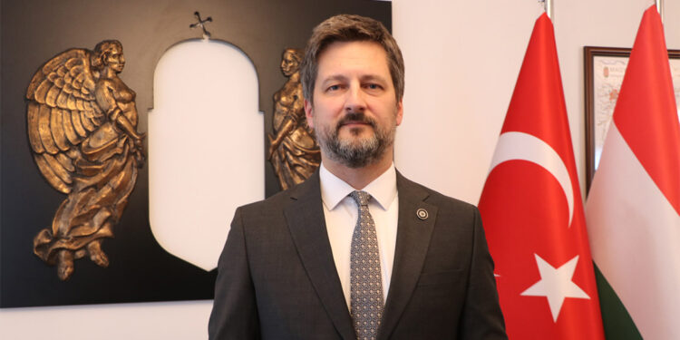 Macaristan İsveç'in NATO'ya katılmasını destekliyor