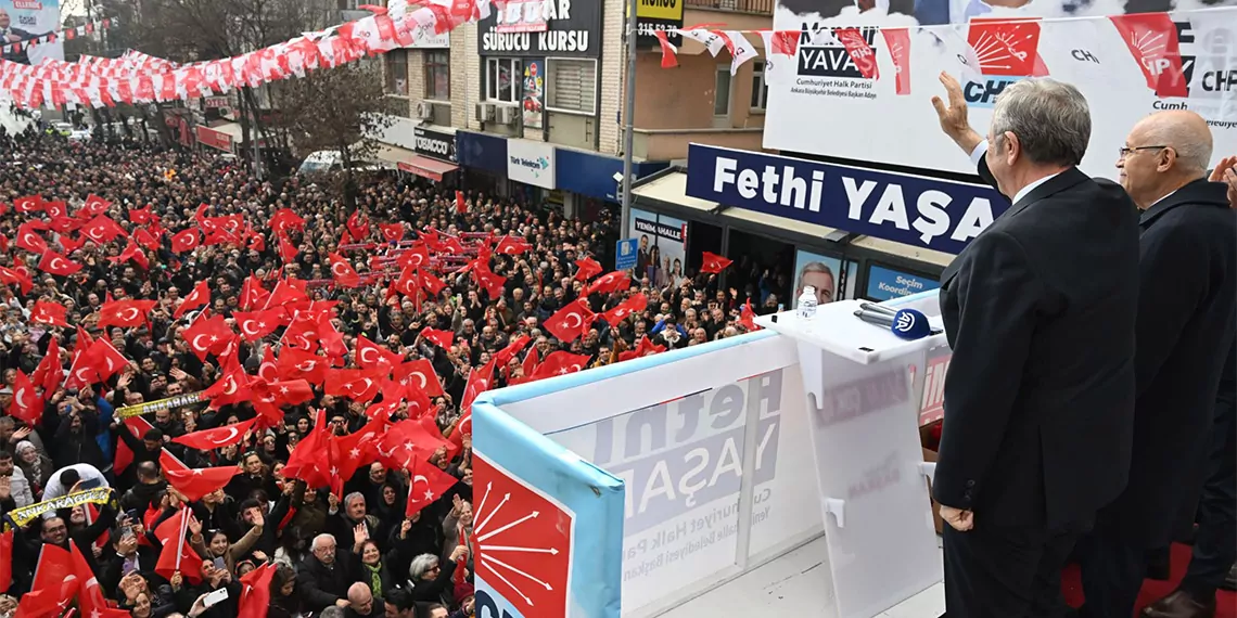 Ankara büyükşehir belediye başkanı mansur yavaş, "belediyenin betondan, plastikten ibaret olmadığını, içinde insan olmayan hiçbir projenin belediye yönetiminde yer almadığını yüzlerce defa söyledik. Önce insan için varız" dedi.