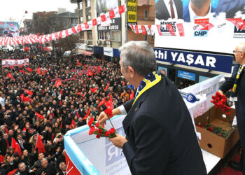 Önce insan için varız