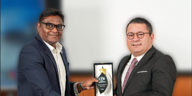 Mektebim Koleji Dubai'de 2 ödül aldı