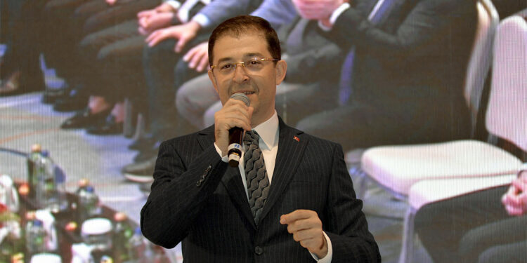 100 proje ile Mersinli hemşehrilerimizin karşısına çıkacağız