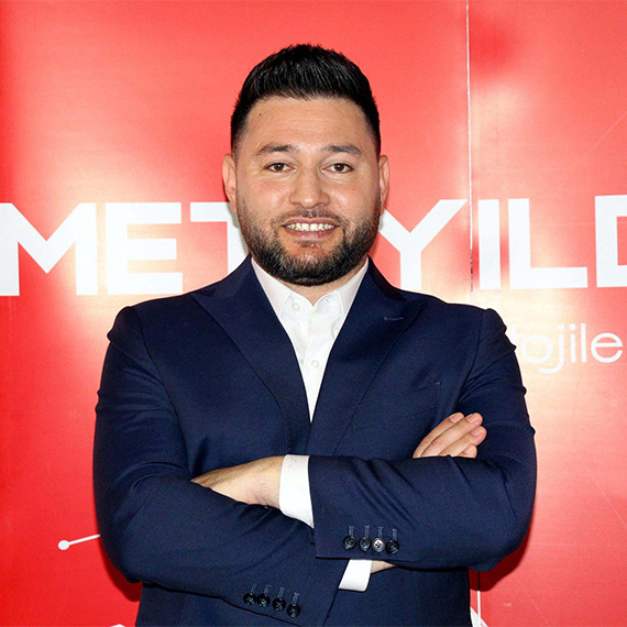 Ocakcı Holding ile şirketlerine operasyon; Metayıldız'ın genel müdür yardımcılığı görevini yürüten emekli Tuğgeneral Mehmet Rıfat Alkan'ın da olduğu ortaya çıktı.