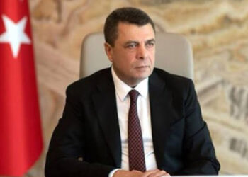 Özgür Özel'den Pevrul Kavlak için taziye mesajı
