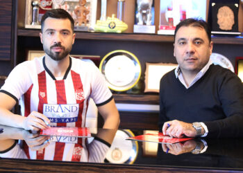 Sivasspor, İbrahim Akdağ'ı renklerine bağladı