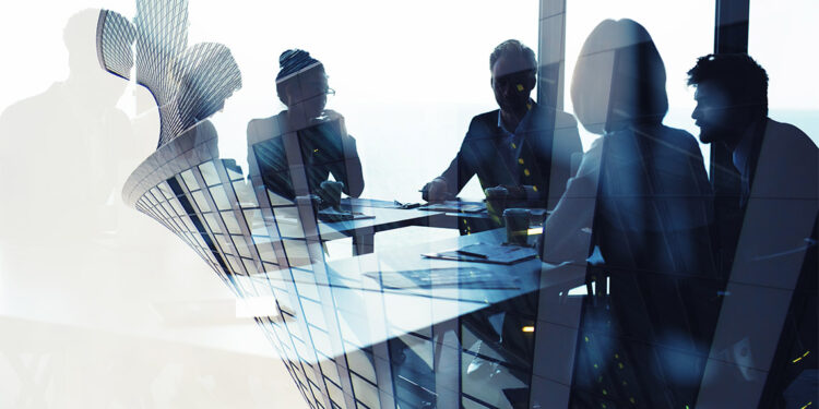 Parayla saadet olmaz ama, parayla staj neden?