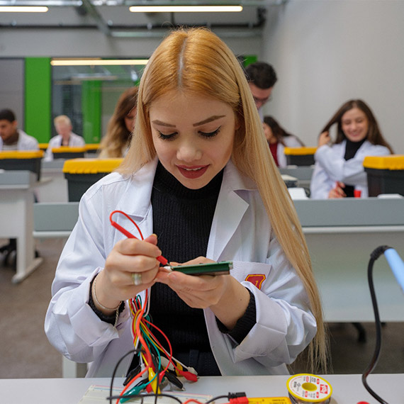 Üniversitelerdeki kız öğrenci oranı yüzde 51.7'ye yükseldi