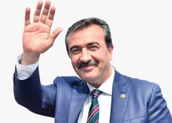 Çukurova belediye başkanı soner çetin chp'den istifa etti