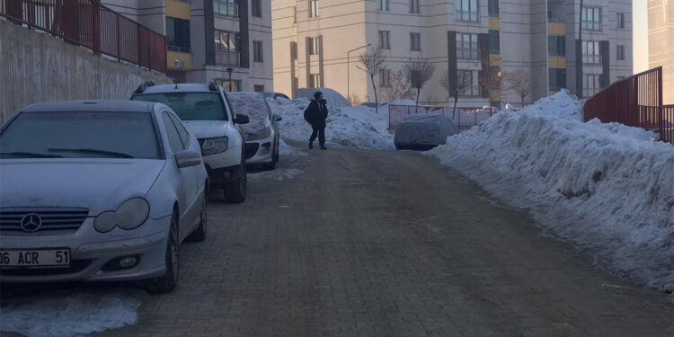 Yüksekova'da 4.4 büyüklüğünde deprem