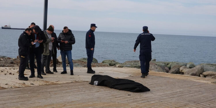 19 yaşındaki Rezzan Yel'in cansız bedeni bulundu