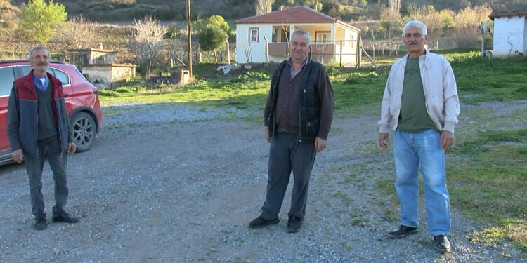 20 seçmenli mahallede akraba 3 muhtar adayı yarışıyor