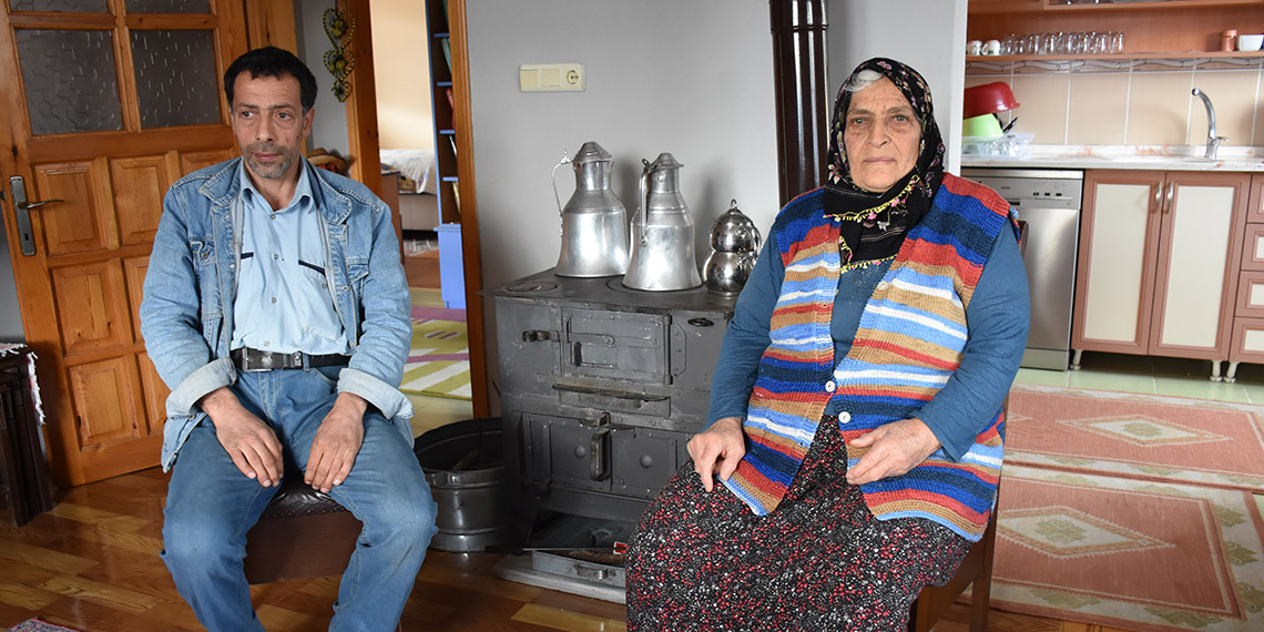 3'ü engelli 6 çocuk annesi Havva Polat, yıllarca inşaatlarda çalıştı