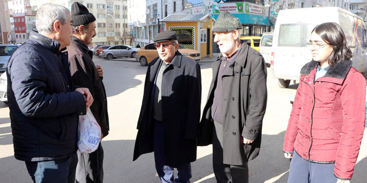 47 yıldır tüm seçimleri kazanan muhtar: Tahir Sağsöz