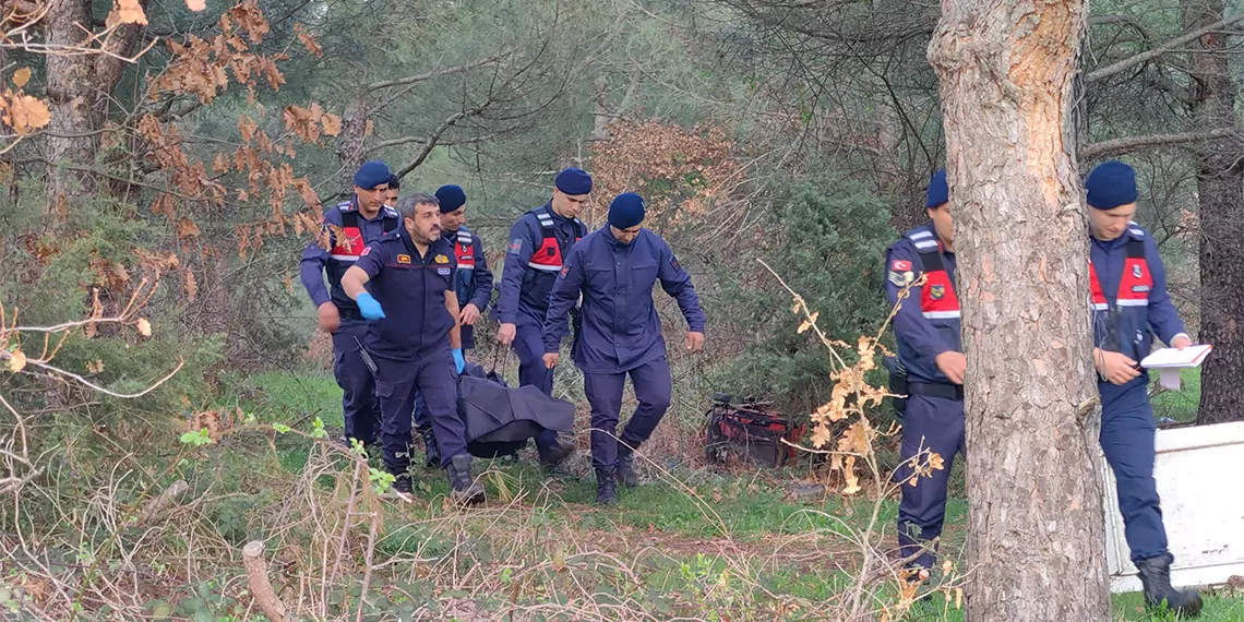 8 gündür aranıyordu ormanda ağaca asılı cansız bedeni bulundu