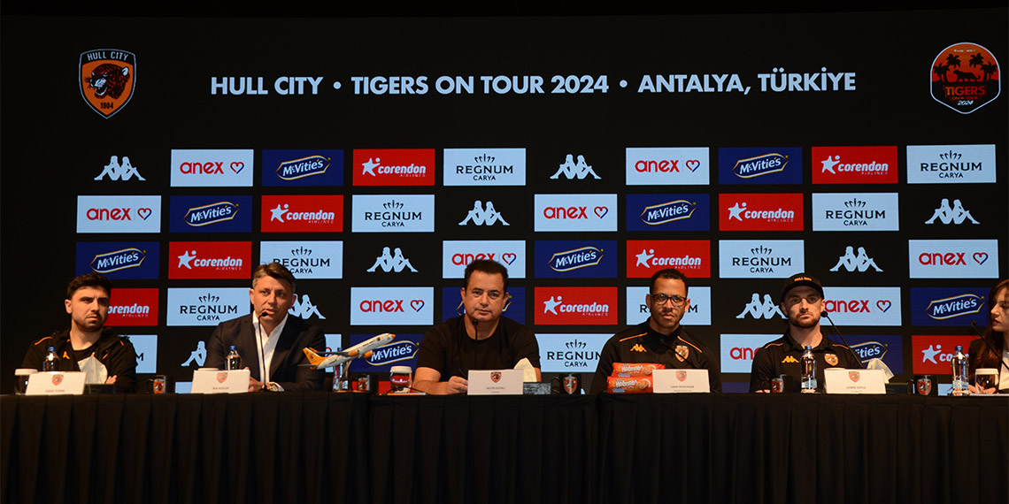 İngiltere Championship ekiplerinden Hull City'nin Başkanı Acun Ilıcalı, "Trabzonspor maçında olanların ana sebebi hakemlerimiz" dedi.