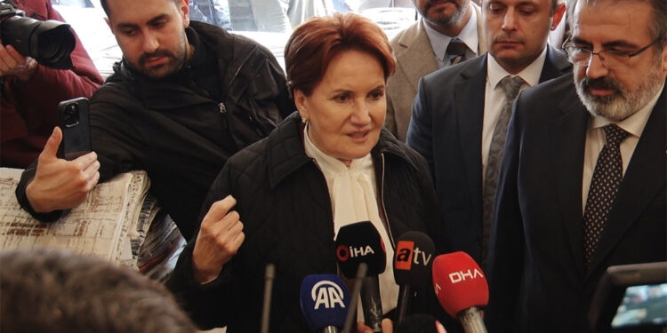 100 bin öğretmenin seçime kadar derhal atanmasını talep ediyorum